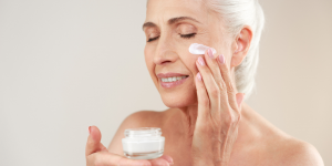 copertina affrontare con eleganza la menopausa